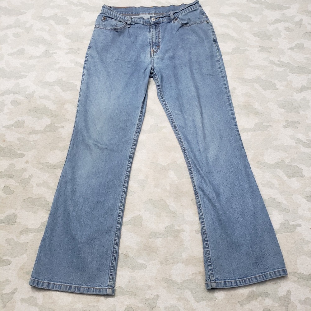 Vintage Levi's Jeans Womens 11 Blue Bootcut Pockets Denim Medium Wash
